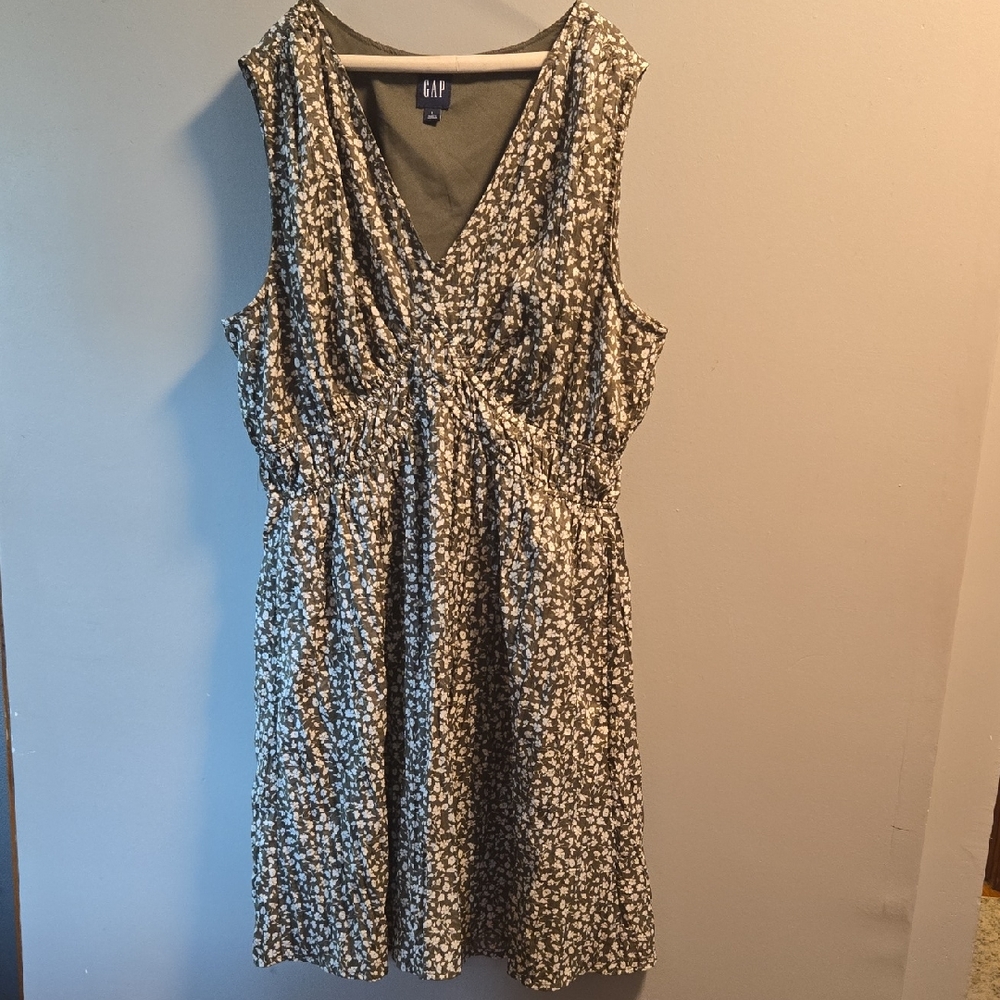 GAP Women's Floral Dress - Green and White